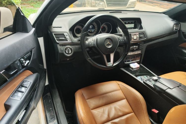 Used Mercedes-Benz E-Class 2014 E 200 Coupe Steering Wheel
