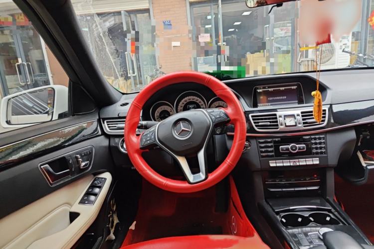Used Mercedes-Benz E-Class 2014 Restyled E 260 L Sport Edition Steering Wheel