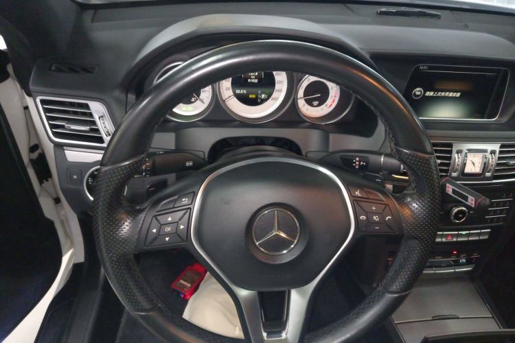 Used Mercedes-Benz E-Class 2014 E 200 Coupe Steering Wheel