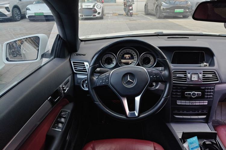 Used Mercedes-Benz E-Class 2014 E 200 Coupe Steering Wheel