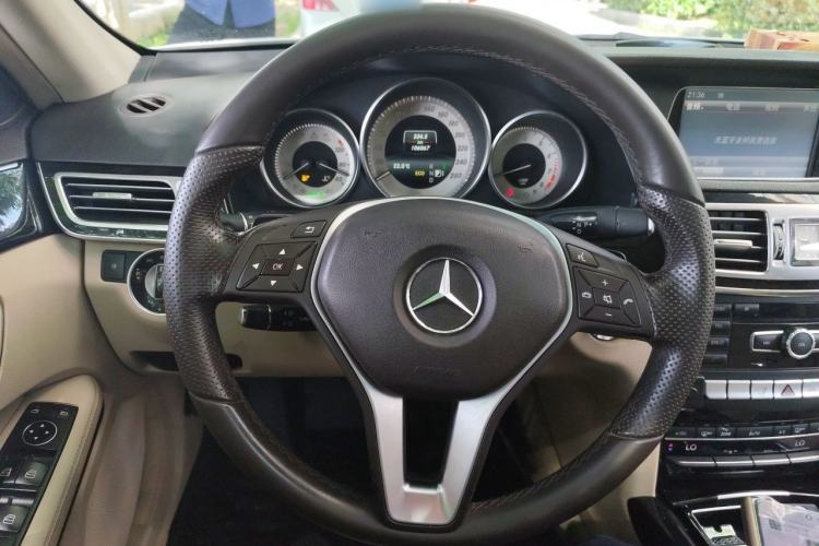 Used Mercedes-Benz E-Class 2014 E 260 L Sport Edition Steering Wheel