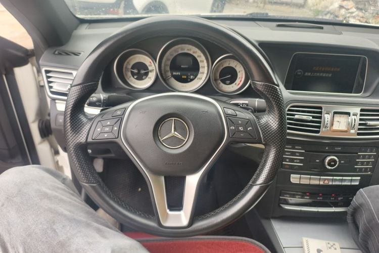 Used Mercedes-Benz E-Class 2014 E 200 Coupe Steering Wheel