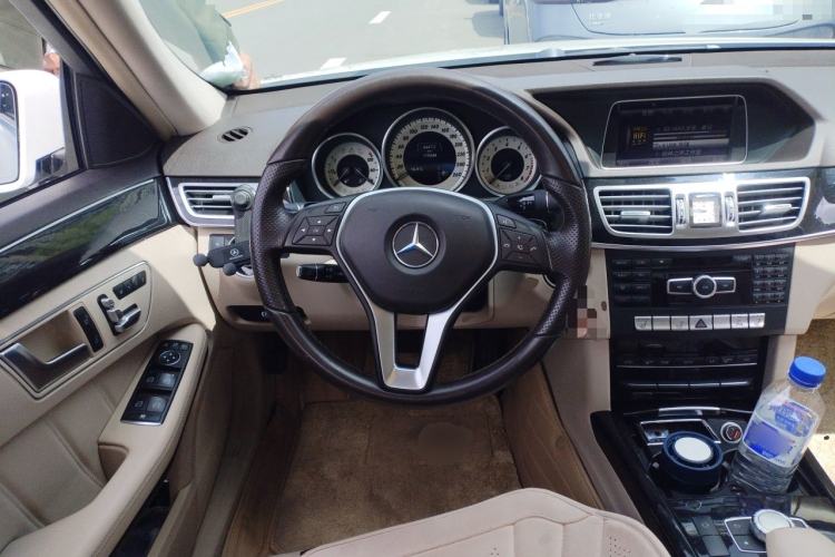 Used Mercedes-Benz E-Class 2014 Restyled E 300 L Sport Edition Steering Wheel