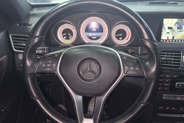 Used Mercedes-Benz E-Class 2014 E 260 Coupe Steering Wheel
