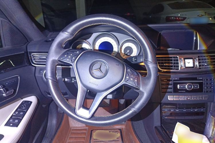 Used Mercedes-Benz E-Class 2014 Restyled E 260 L Sport Edition Steering Wheel