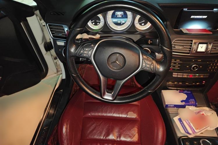 Used Mercedes-Benz E-Class 2014 E 200 Coupe Steering Wheel