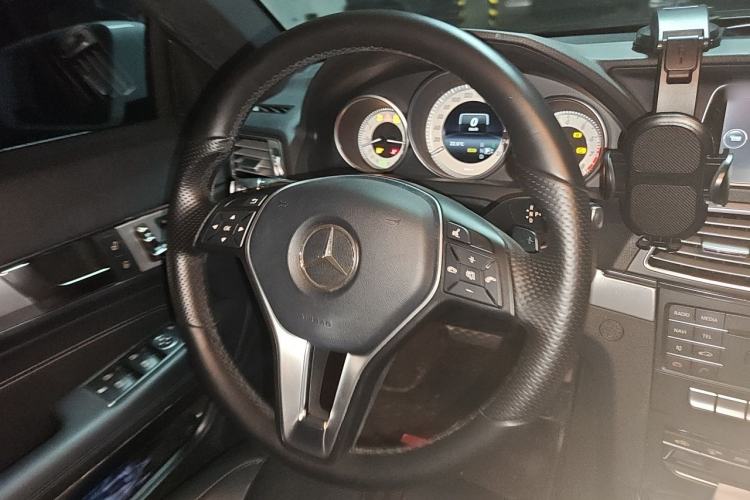 Used Mercedes-Benz E-Class 2014 E 200 Coupe Steering Wheel