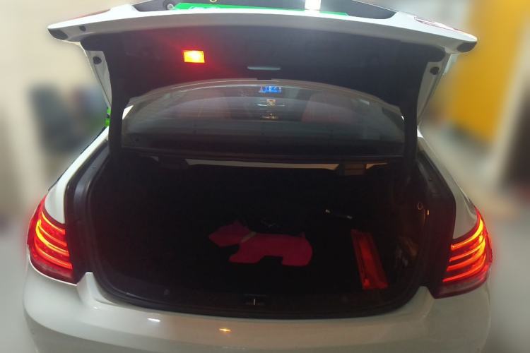 Used Mercedes-Benz E-Class 2014 E 200 Coupe Trunk