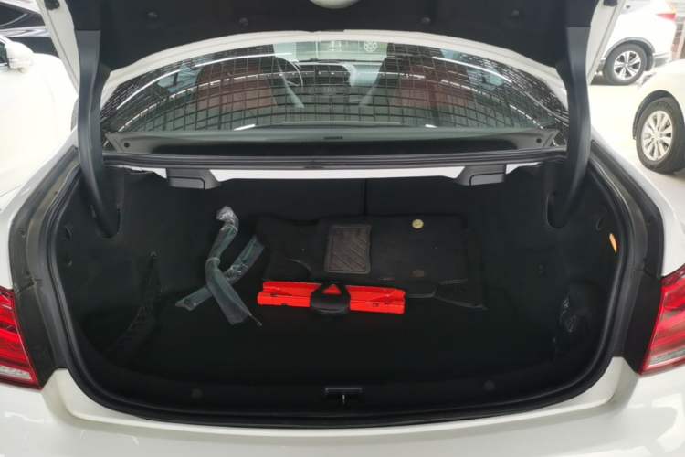 Used Mercedes-Benz E-Class 2014 E 260 Coupe Trunk
