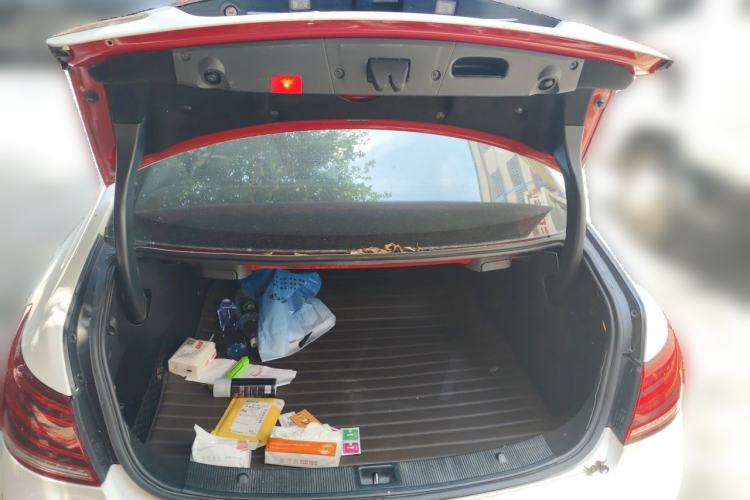 Used Mercedes-Benz E-Class 2014 E 260 Coupe Trunk
