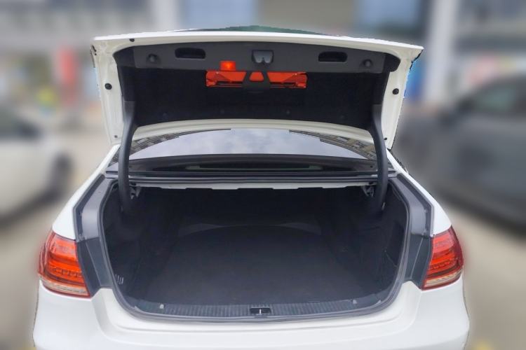 Used Mercedes-Benz E-Class 2014 E 260 L Sport Edition Trunk