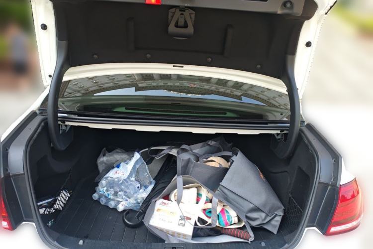 Used Mercedes-Benz E-Class 2014 E 260 L Trunk