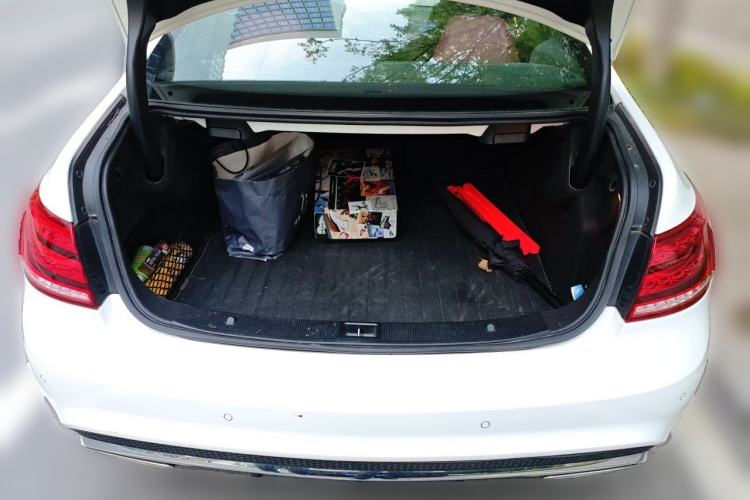 Used Mercedes-Benz E-Class 2014 E 200 Coupe Trunk