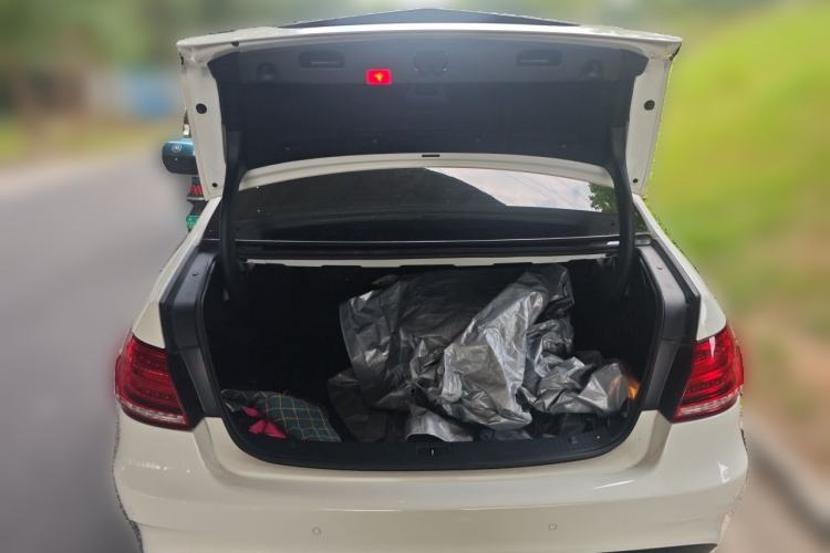 Used Mercedes-Benz E-Class 2014 Restyled E 260 L Sport Edition Trunk