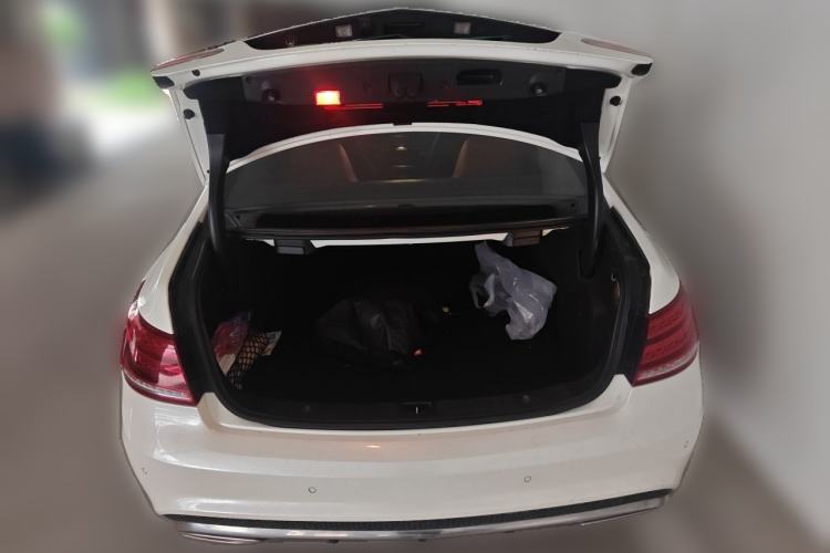 Used Mercedes-Benz E-Class 2014 E 200 Coupe Trunk