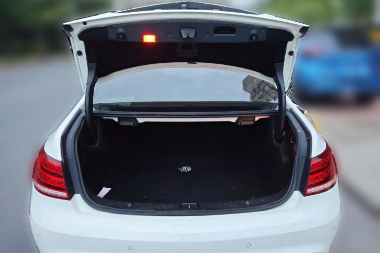 Used Mercedes-Benz E-Class 2014 E 200 Coupe Trunk