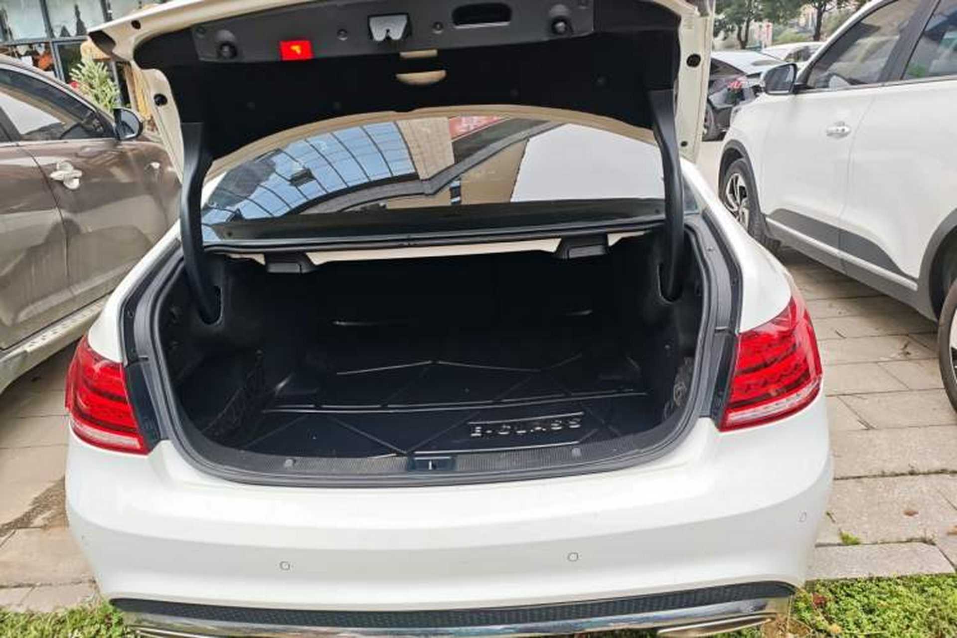 Used Mercedes-Benz E-Class 2014 E 200 Coupe Trunk