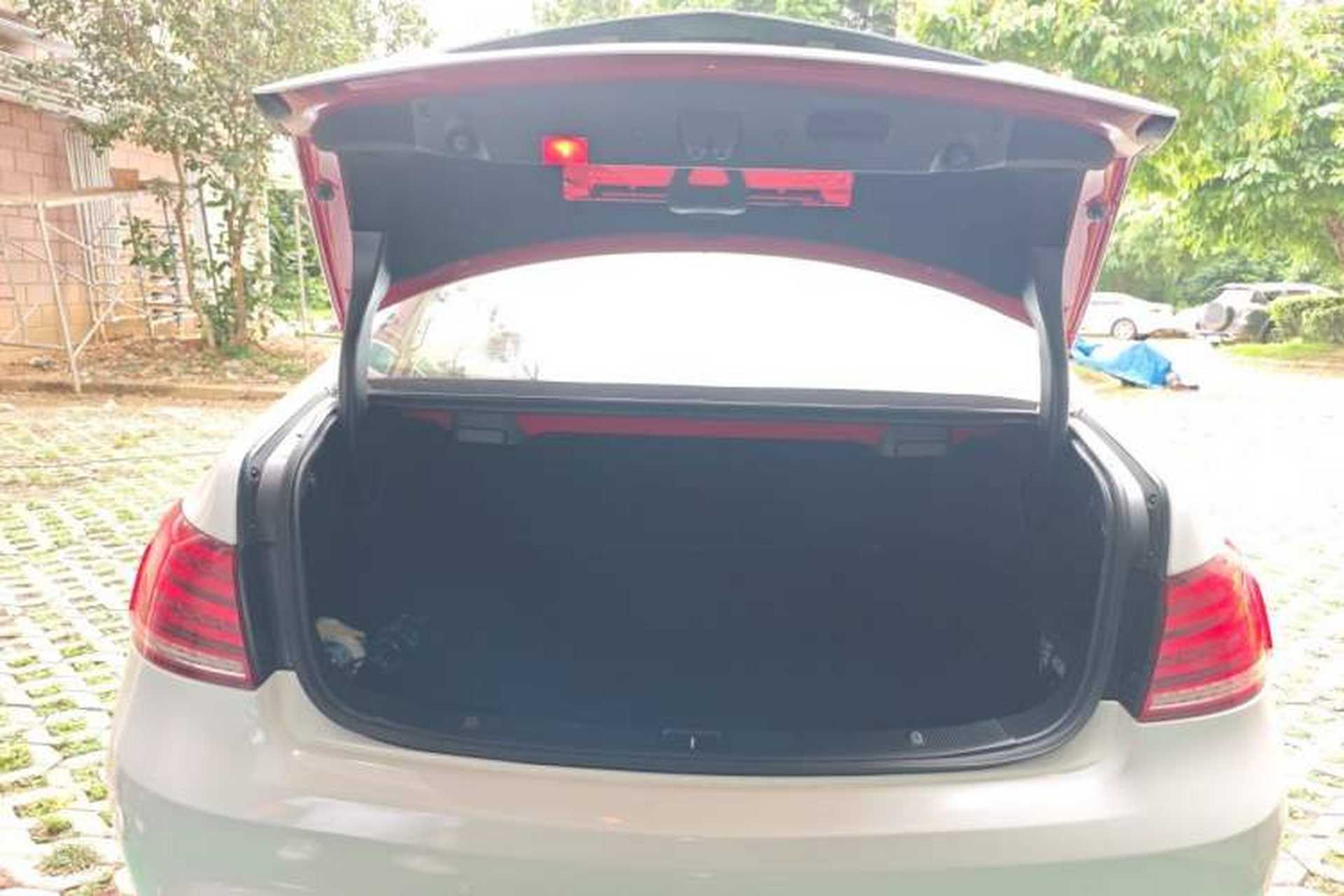 Used Mercedes-Benz E-Class 2014 E 260 Coupe Trunk