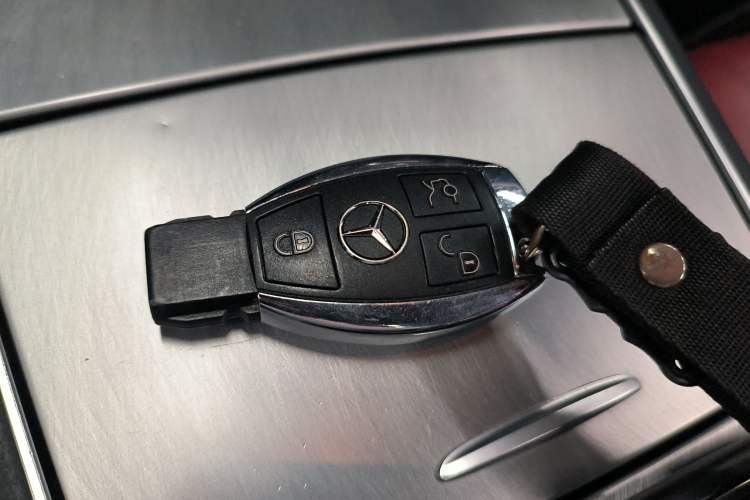 Used Mercedes-Benz E-Class 2014 E 200 Coupe Vehicle Key
