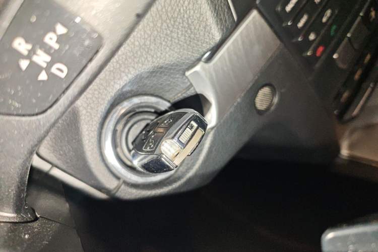 Used Mercedes-Benz E-Class 2014 E 260 Coupe Vehicle Key