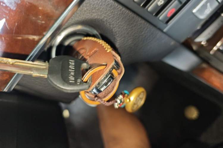 Used Mercedes-Benz E-Class 2014 E 260 L Luxury Model Vehicle Key