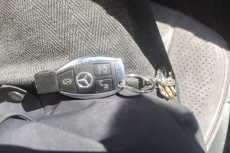 Used Mercedes-Benz E-Class 2014 Revised E 260 L Sport Luxury Edition Vehicle Key