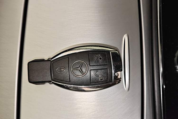 Used Mercedes-Benz E-Class 2014 E 200 Coupe Vehicle Key