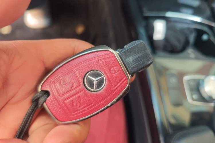Used Mercedes-Benz E-Class 2014 Restyled E 260 L Sport Edition Vehicle Key