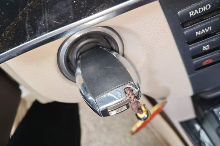 Used Mercedes-Benz E-Class 2014 Restyled E 260 L Sport Edition Vehicle Key