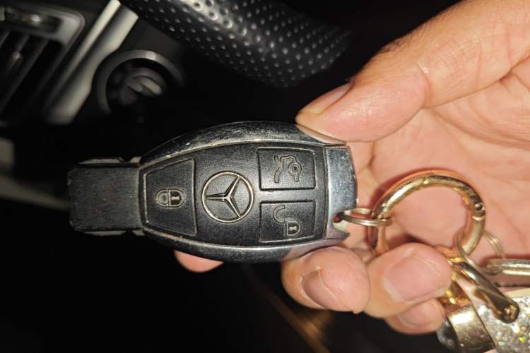 Used Mercedes-Benz E-Class 2014 E 260 Convertible Coupe Vehicle Key