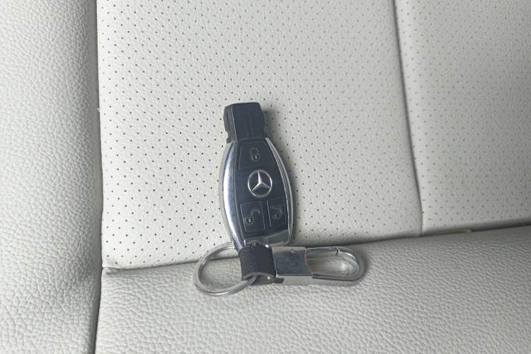 Used Mercedes-Benz E-Class 2014 Restyled E 260 L Sport Edition Vehicle Key