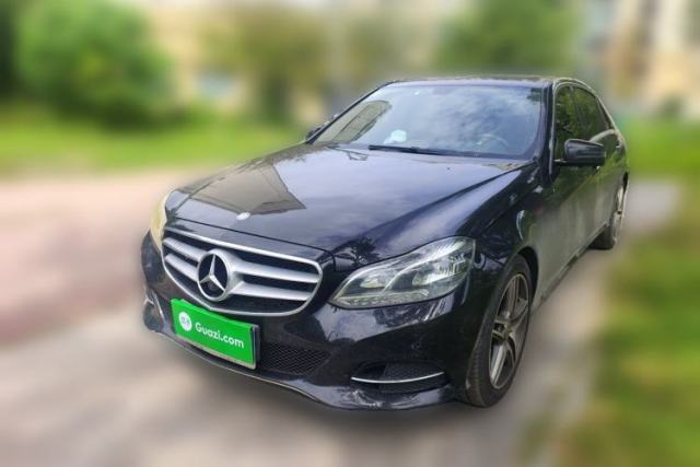 Ojetý Mercedes-Benz E-Class 2015 Revised E 180 L Sport Edition