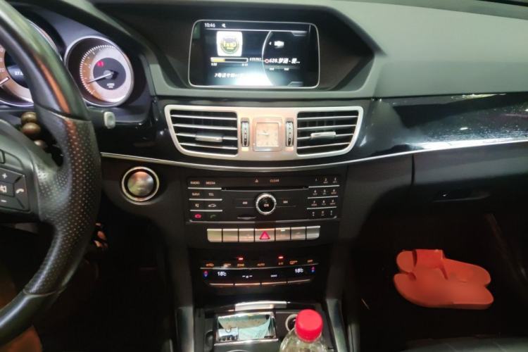 Used Mercedes-Benz E-Class 2015 Restyled E 260 L Sport Edition Audio And AC Panel