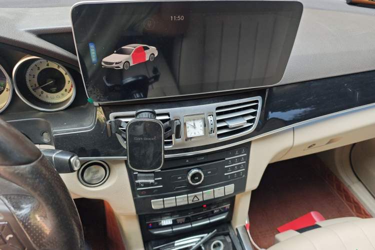 Used Mercedes-Benz E-Class 2015 Facelift E 200 L Sport Edition Audio And AC Panel