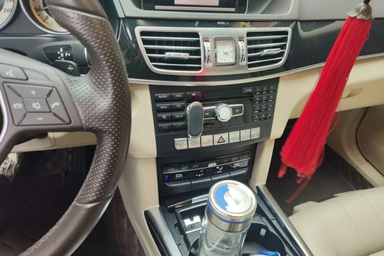 Used Mercedes-Benz E-Class 2015 E 260 L Sport Luxury Model Audio And AC Panel