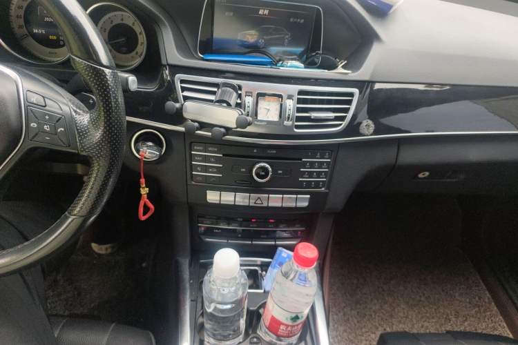 Used Mercedes-Benz E-Class 2015 Revised E 180 L Sport Edition Audio And AC Panel