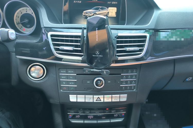 Used Mercedes-Benz E-Class 2015 Restyled E 260 L Sport Edition Audio And AC Panel