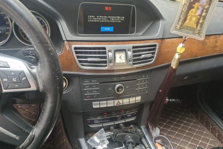 Used Mercedes-Benz E-Class 2015 Revised E 260 L Audio And AC Panel
