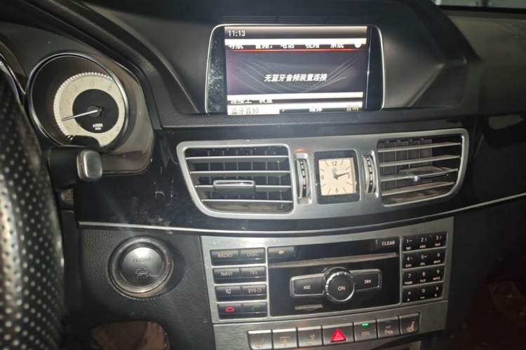 Used Mercedes-Benz E-Class 2015 E 260 L Sport Luxury Model Audio And AC Panel