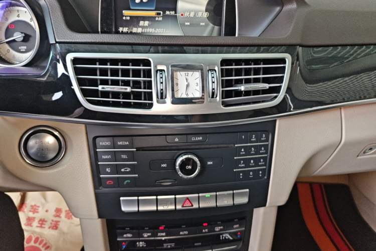 Used Mercedes-Benz E-Class 2015 Restyled E 260 L Sport Edition Audio And AC Panel