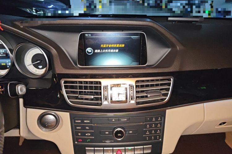 Used Mercedes-Benz E-Class 2015 Restyled E 260 L Sport Edition Audio And AC Panel