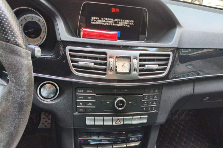 Used Mercedes-Benz E-Class 2015 Restyled E 260 L Sport Edition Audio And AC Panel