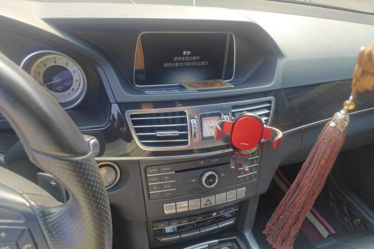 Used Mercedes-Benz E-Class 2015 E 260 L Sport Edition Audio And AC Panel