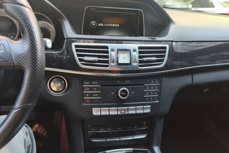Used Mercedes-Benz E-Class 2015 Revised E 260 L Sporty and Stylish Edition Audio And AC Panel