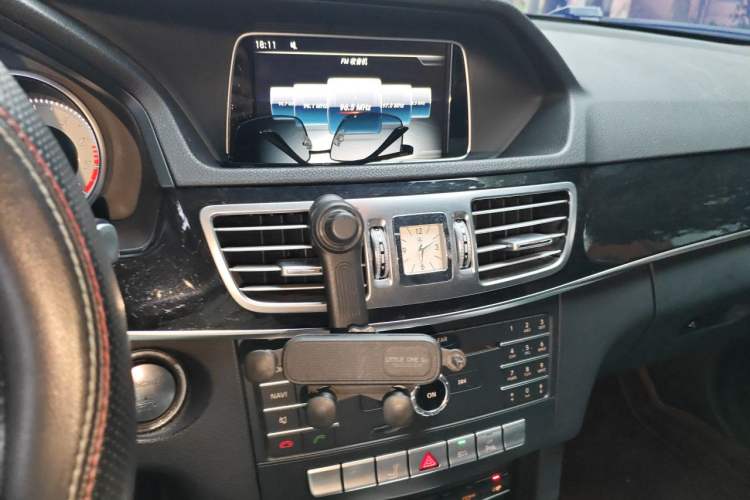 Used Mercedes-Benz E-Class 2015 E 200 L Sport Edition Audio And AC Panel