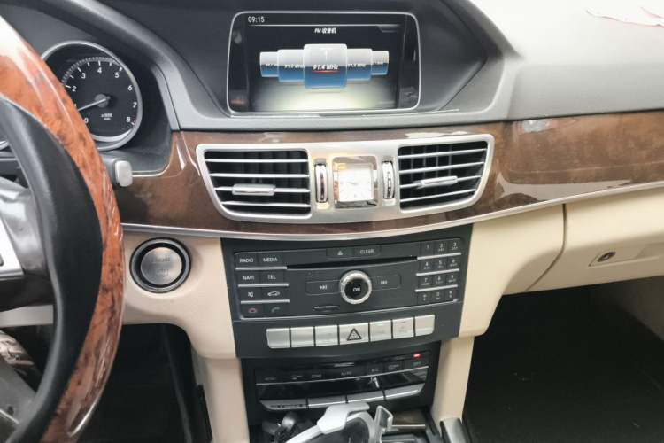 Used Mercedes-Benz E-Class 2015 Revised E 260 L Audio And AC Panel