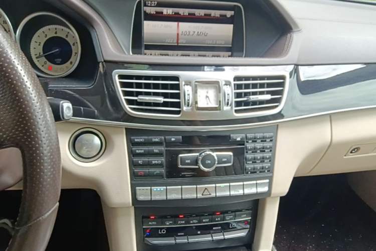 Used Mercedes-Benz E-Class 2015 E 320 L Sport Luxury Model Audio And AC Panel
