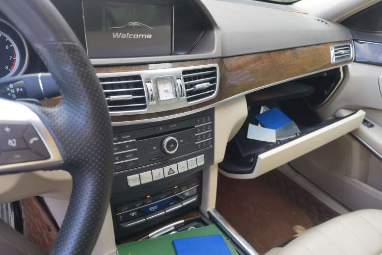 Used Mercedes-Benz E-Class 2015 Revised E 260 L Audio And AC Panel