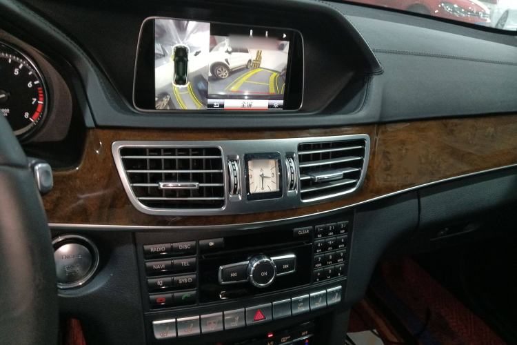 Used Mercedes-Benz E-Class 2015 E 400 L Hybrid Audio And AC Panel