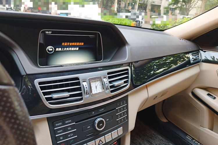Used Mercedes-Benz E-Class 2015 Facelift E 200 L Sport Edition Audio And AC Panel
